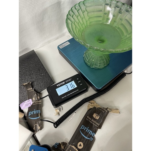 Vtg Green Pressed Glass Pedestal Compote Bowl 9" Wide Heavy Footed Centerpiece - Picture 10 of 11